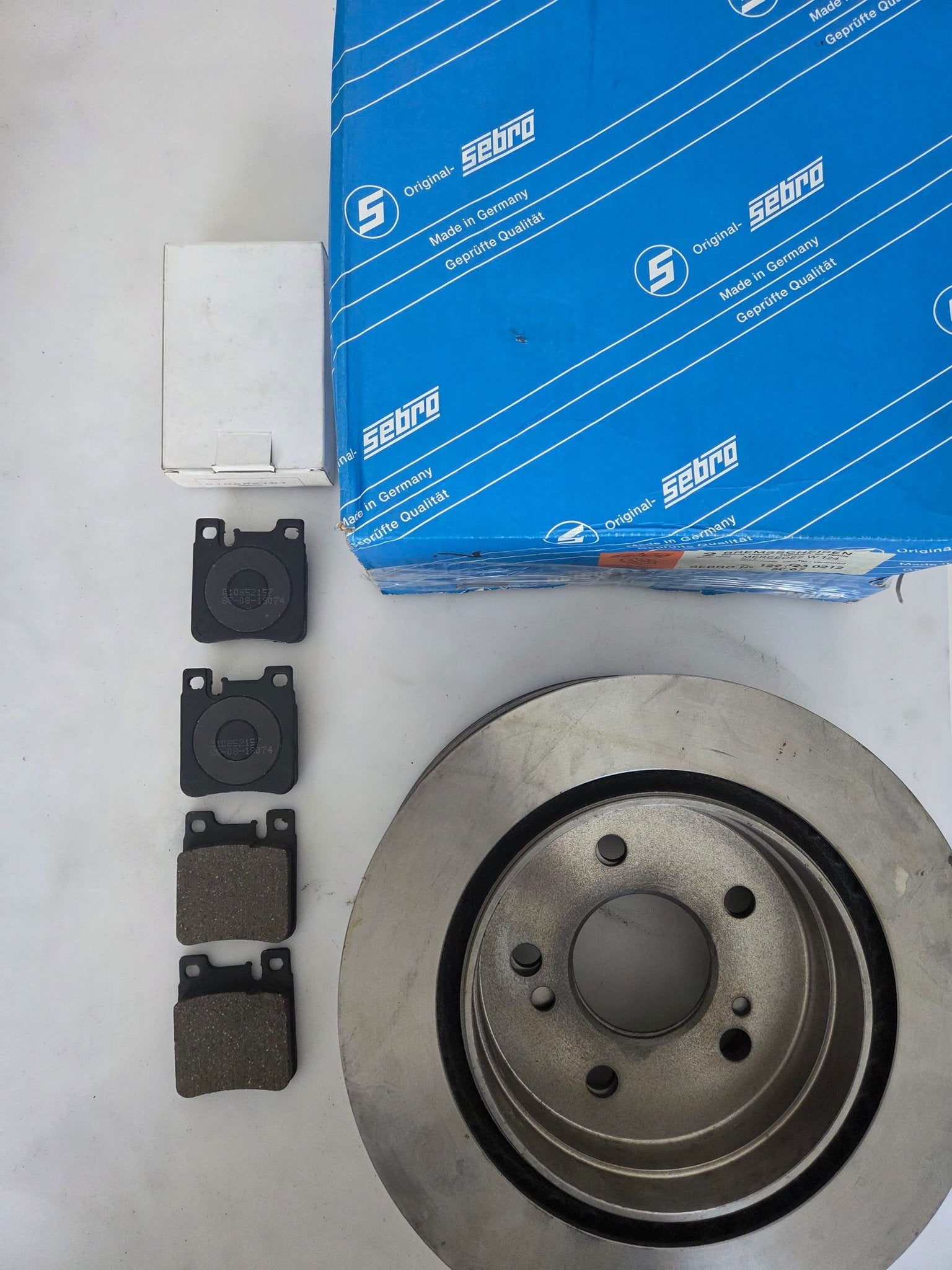 Set Sebro Remschijven met Remblokken Mercedes W124 E-Klasse, SEBRO, -, Nieuw, Ophalen of Verzenden
