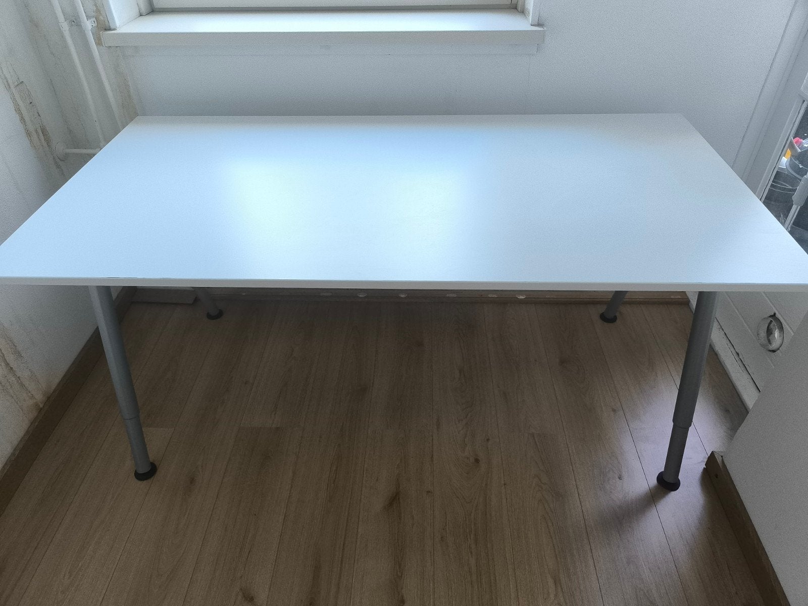 Thyge bureau IKEA 160 x 80 cm, Ophalen, 160 cm, Gebruikt, In hoogte verstelbaar