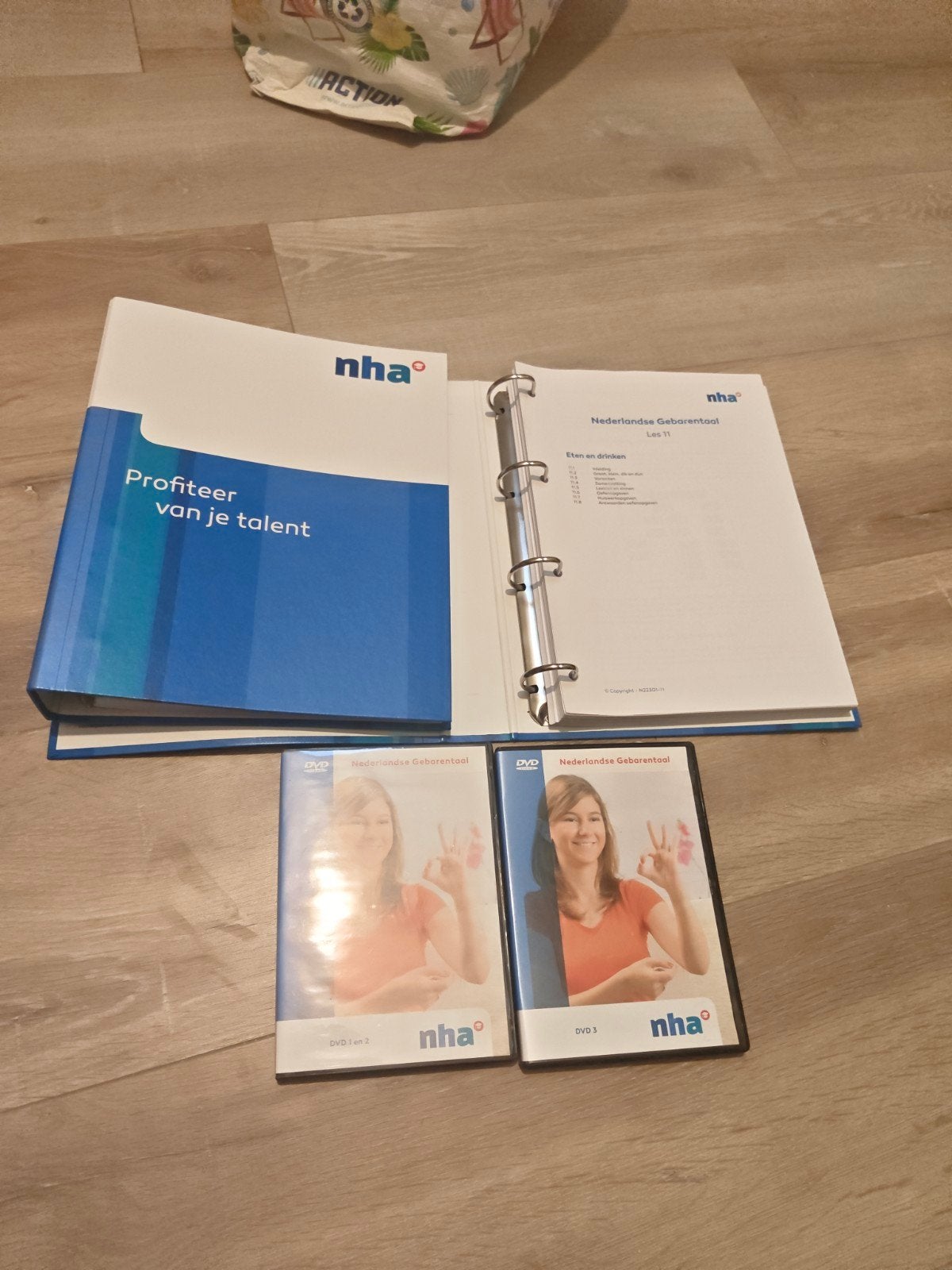 NHA Studie Nederlandse Gebarentaal met DVD's, Ophalen of Verzenden, Nieuw, Overige niveaus, Nha