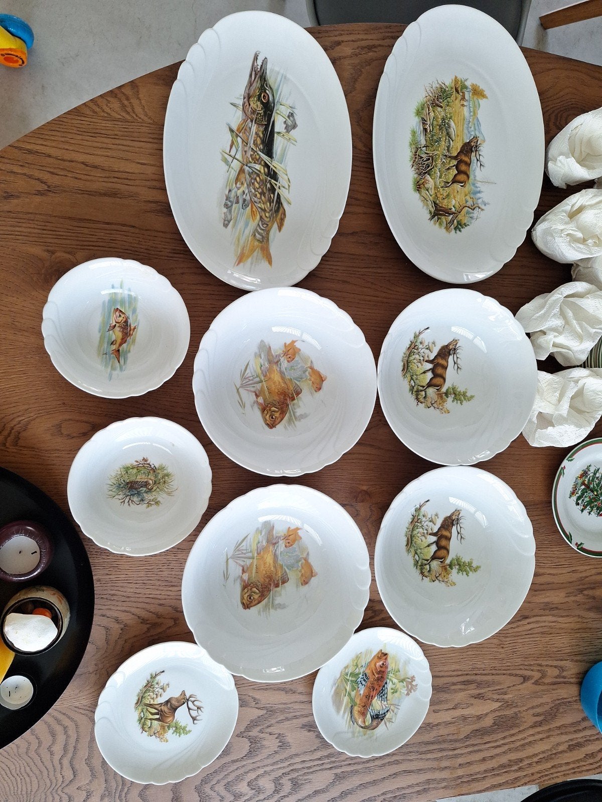 22-delig Seltmann Weiden servies met diverse jachttaferelen, Ophalen