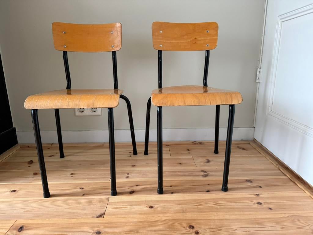 Vintage schoolstoeltjes – set van 2, Huis en Inrichting, Stoelen, Ophalen, Gebruikt, Twee