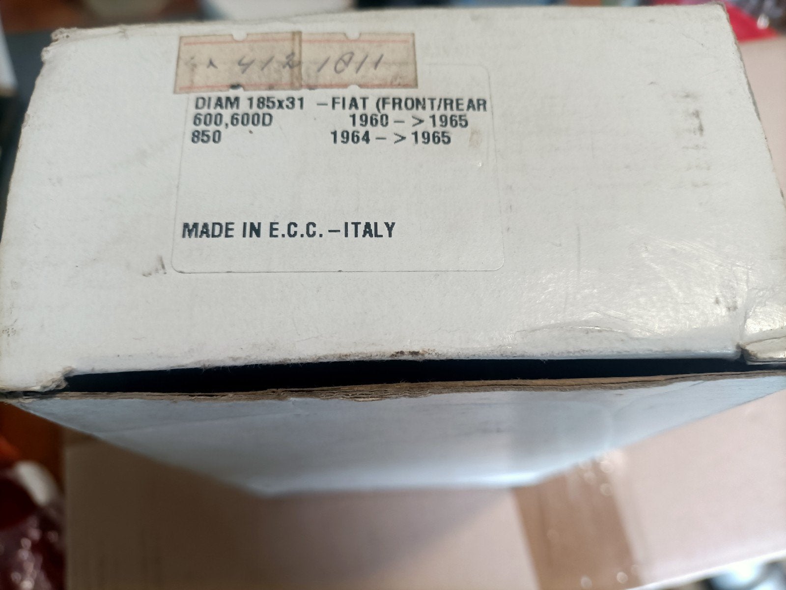 Fiat 600 fiat 850 remschoenen, Ophalen