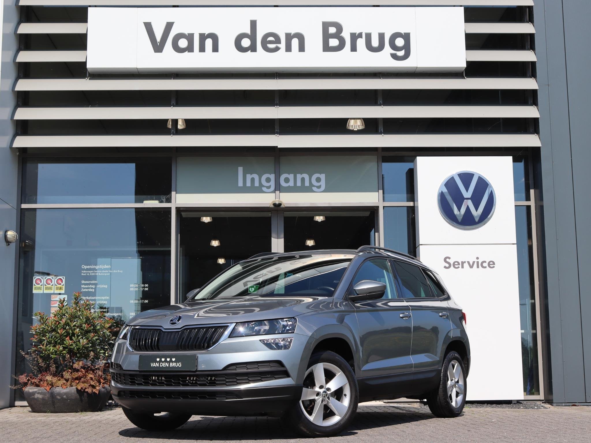 Skoda Karoq 1.0 TSI 110 pk Ambition | Navigatie | SmartLink, Auto's, Voorwielaandrijving, Stof, Gebruikt, Karoq