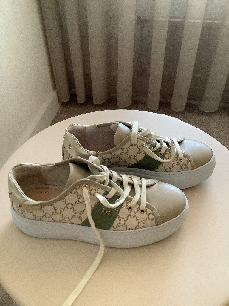 Nero Giardini schoenen, Overige kleuren, Ophalen of Verzenden, Nero Giardino, Sneakers of Gympen