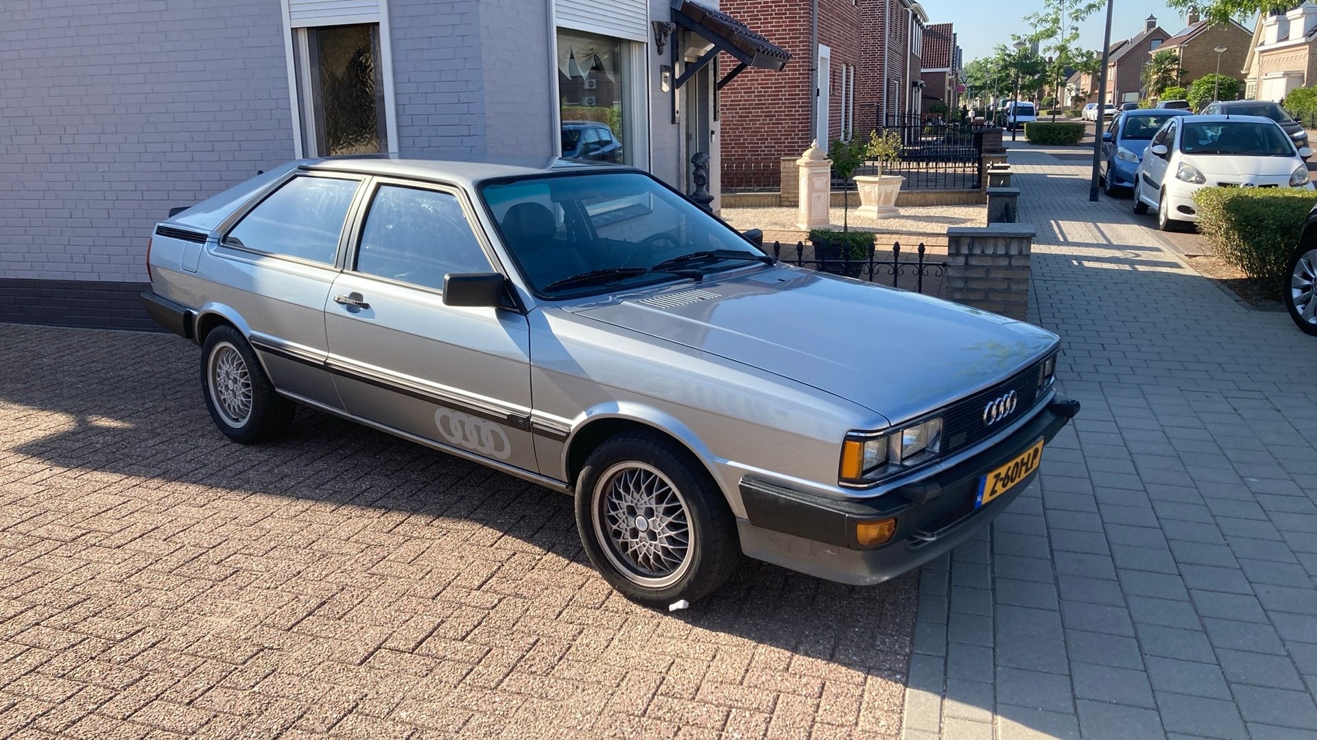 Audi A2 1.4 55KW 2003 Blauw , en audi gt coupe 5 cil 1983, 74 pk, 31 €/maand, 4 cilinders, Origineel Nederlands