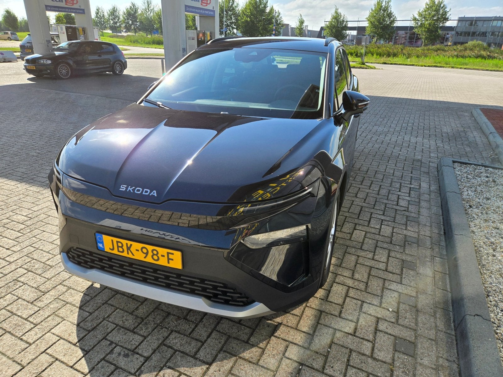 Škoda Elroq 50  – Private Lease Overname + €1.350 voordeel, Auto's, Stof, Zwart, Zwart, Elektrisch