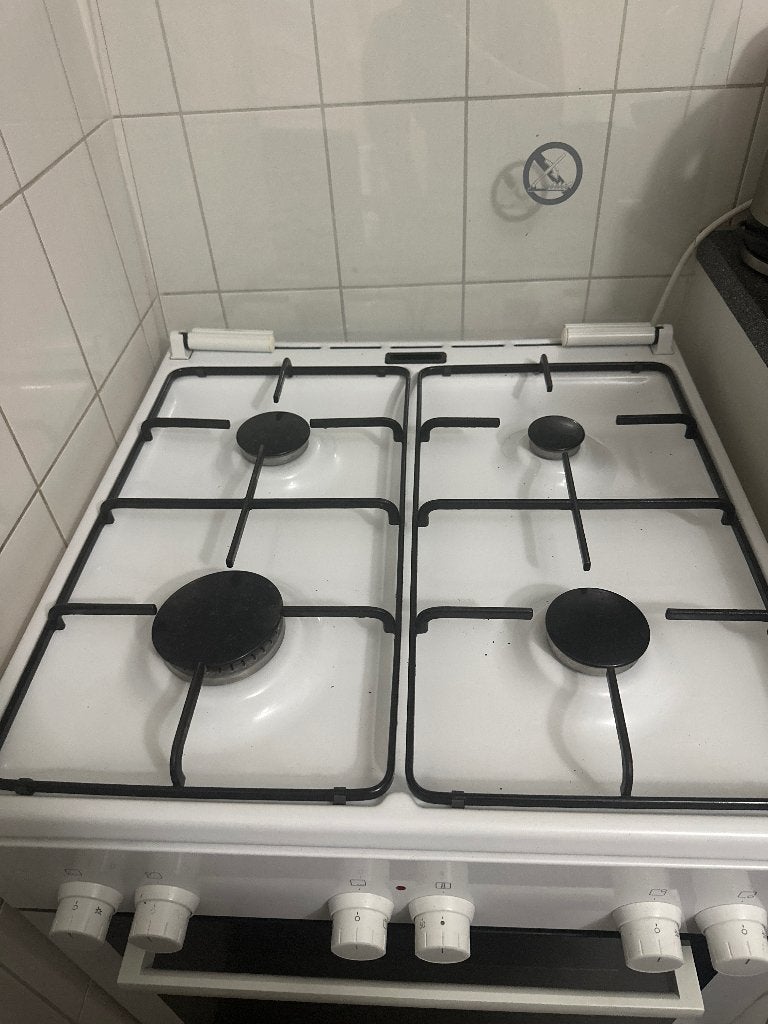 Gas, Ophalen, Gebruikt, 4 kookzones, Gas