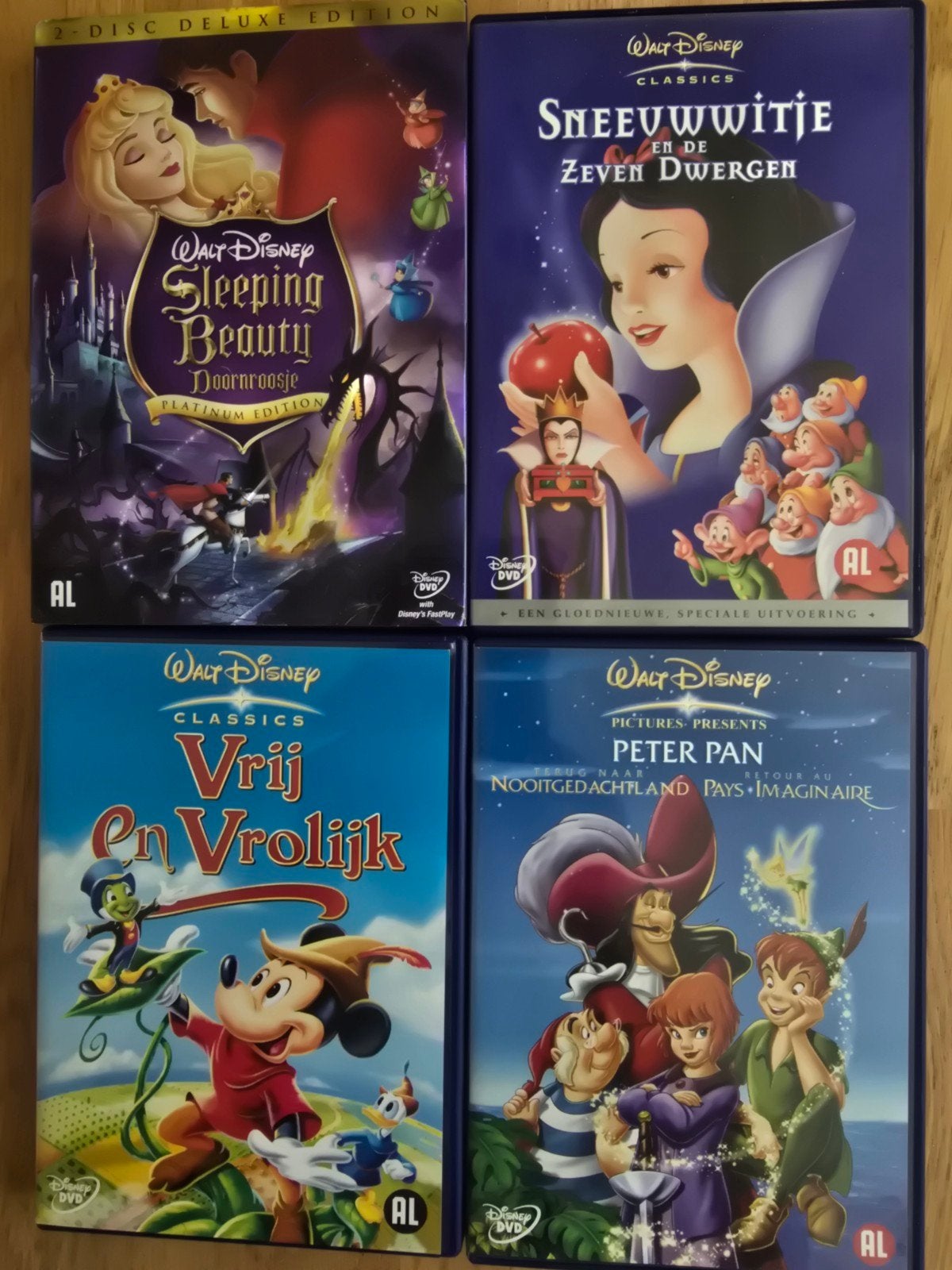 Disney : Doornroosje, Sneeuwwitje, Vrij en Vrol, Gebruikt, Animatie, Verzamelbox, Alle leeftijden