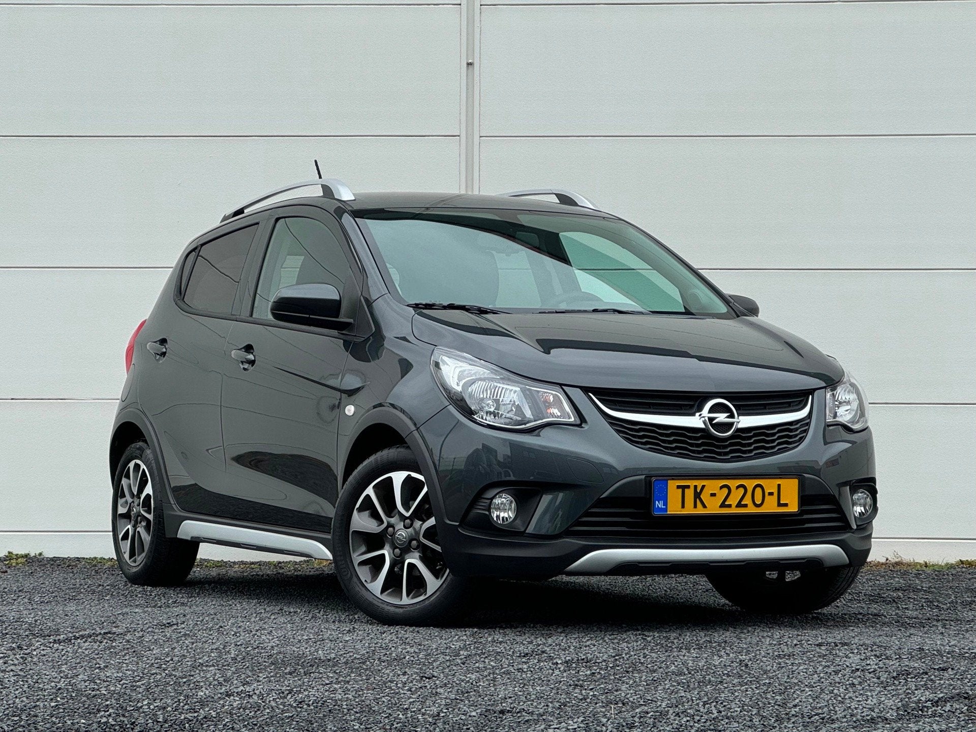 Opel KARL 1.0 Rocks Automaat Org NL Navi Apple carplay Airco, Auto's, Opel, 839 kg, Gebruikt, Euro 6, Parkeersensor