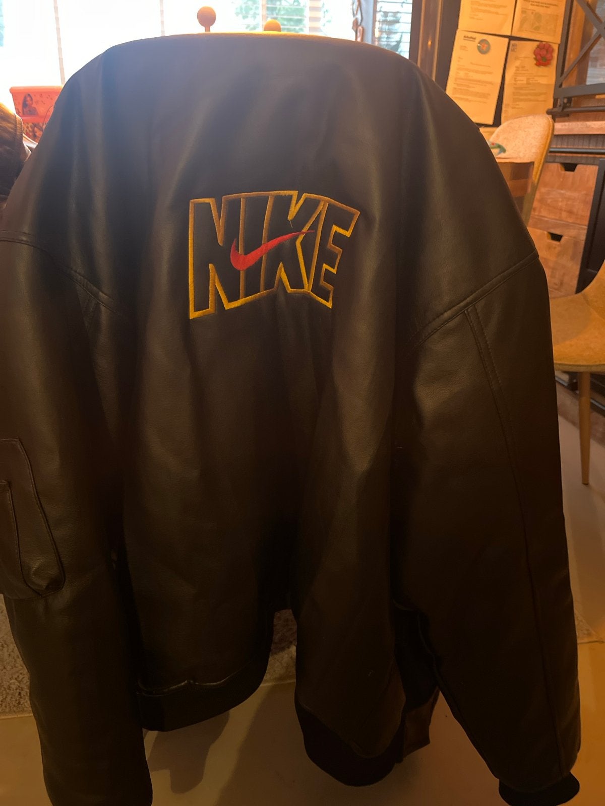 Vintage Nike Leren Bomberjack - Zwart met Oranje Voering, Ophalen of Verzenden, Zo goed als nieuw, Maat 48/50 (M), Zwart