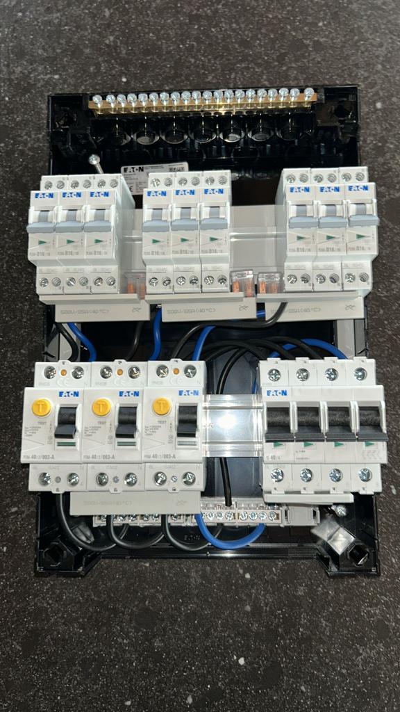 Nieuwe Eaton 3 fase meterkast - Extra groepen mogelijk, Ophalen of Verzenden, Nieuw, Overige typen