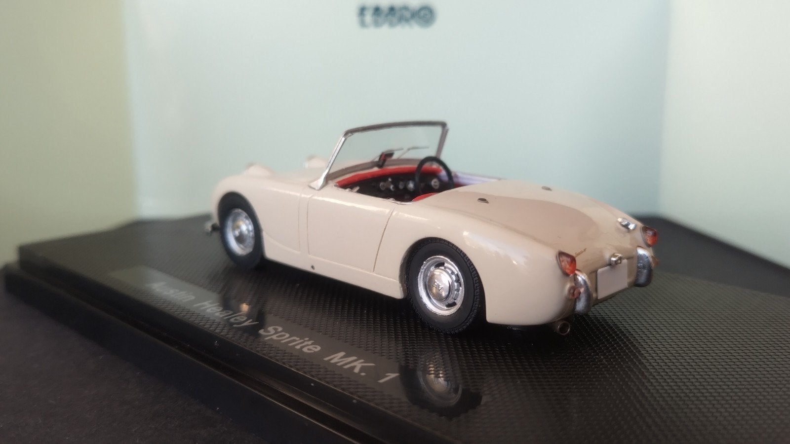 Austin Healey Sprite old English White 1:43 Ebbro Pol, Overige merken, Auto, Verzenden, .
