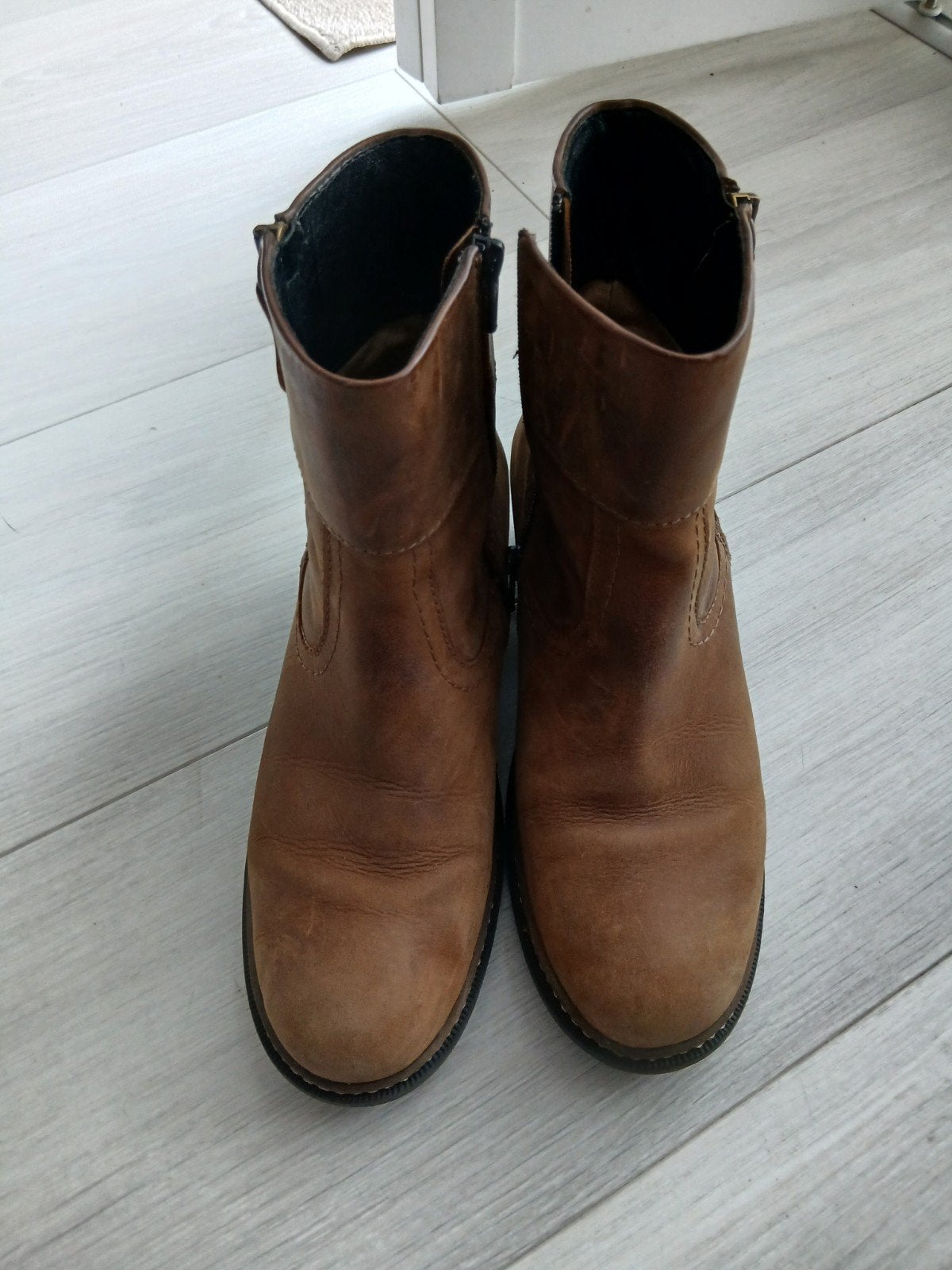 Laarzen laarsjes enkellaarsjes Wolky maat 38 Nu 25,-, Kleding | Dames, Ophalen, Wolky, Bruin, Lage of Enkellaarzen