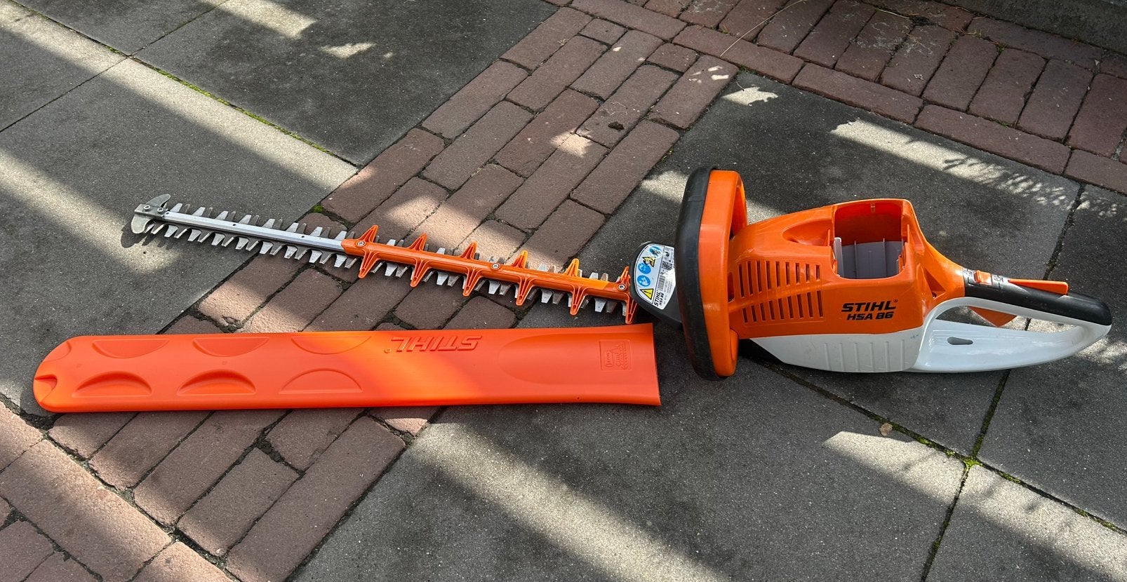 Stihl HSA86 accu heggenschaar, Ophalen, Gebruikt, Accu