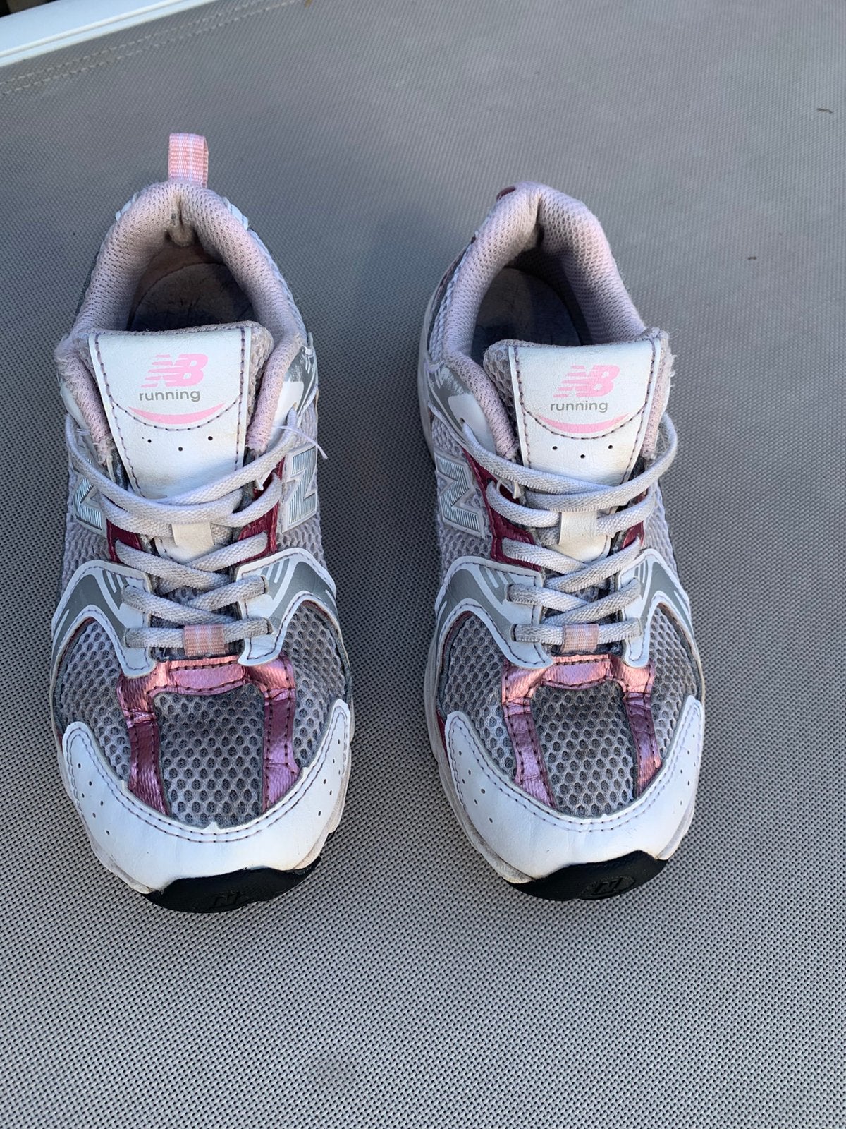 New balance, Meisje, Sportschoenen, Ophalen of Verzenden, Zo goed als nieuw