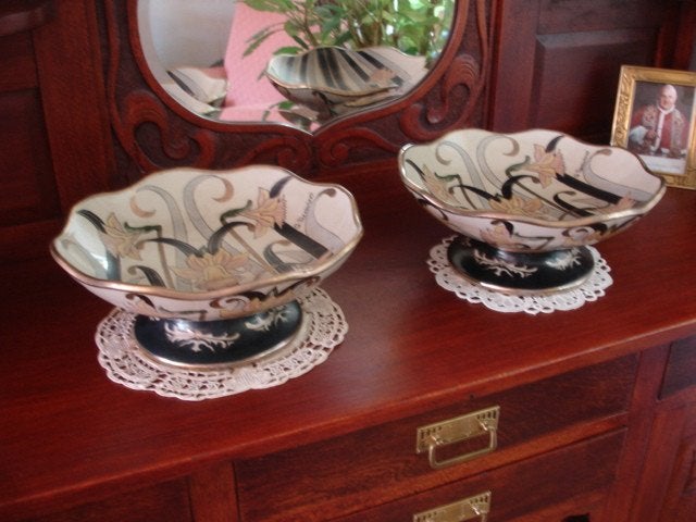 Twee Art-Nouveau-schalen, gesigneerd: Fieravino, i.z.g.s., Antiek en Kunst, Antiek | Schalen, Ophalen of Verzenden