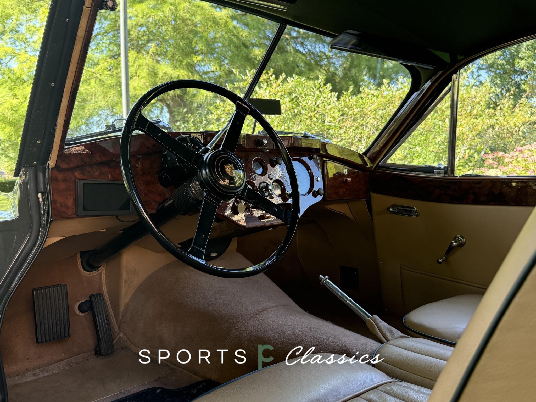 Jaguar Xk140 1957' Jaguar XK140 FHC (LHD Automatic) – Sher, Auto's, Stof, 190 pk, 4 stoelen, Bedrijf