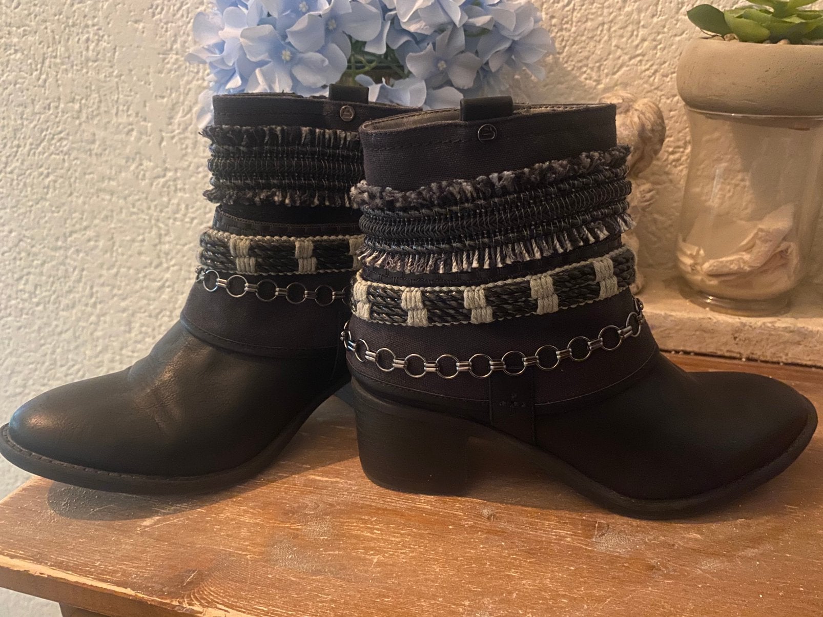 Ibiza Bohémien stijl laarsjes, Kleding | Dames, Schoenen, Verzenden, Zwart, Lage of Enkellaarzen, Zo goed als nieuw