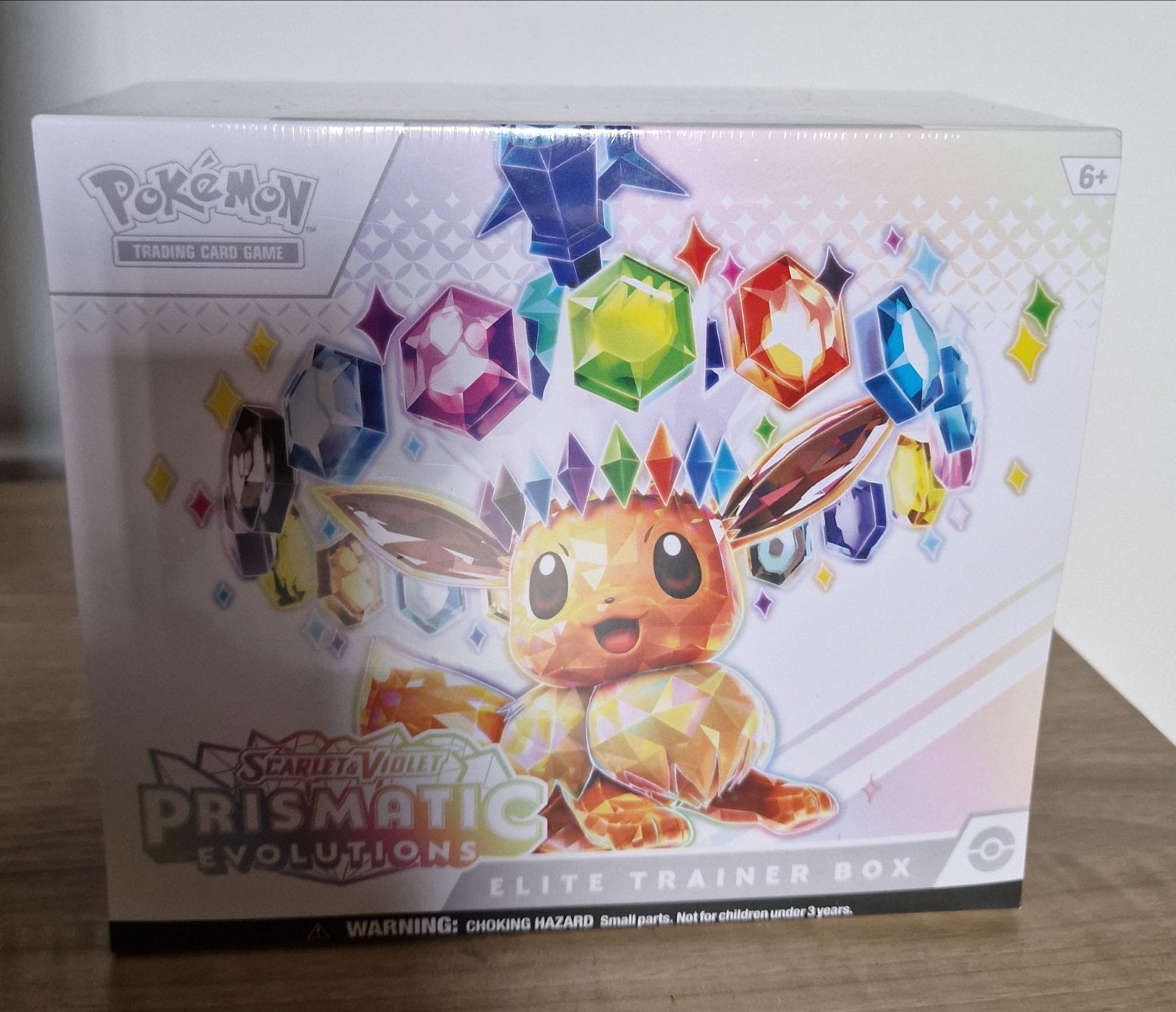 Pokemon prismatic evolutions elite trainer box, Ophalen of Verzenden, Nieuw, Boosterbox