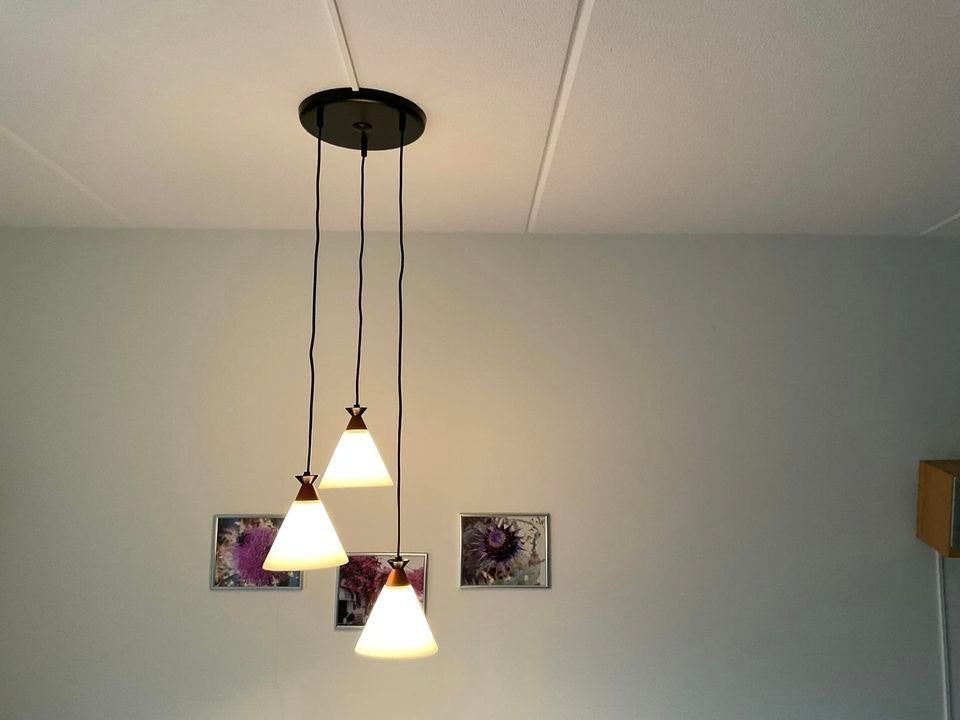 Hanglamp met melkwitte kelkglas € 5,-, Ophalen, Zo goed als nieuw, Glas