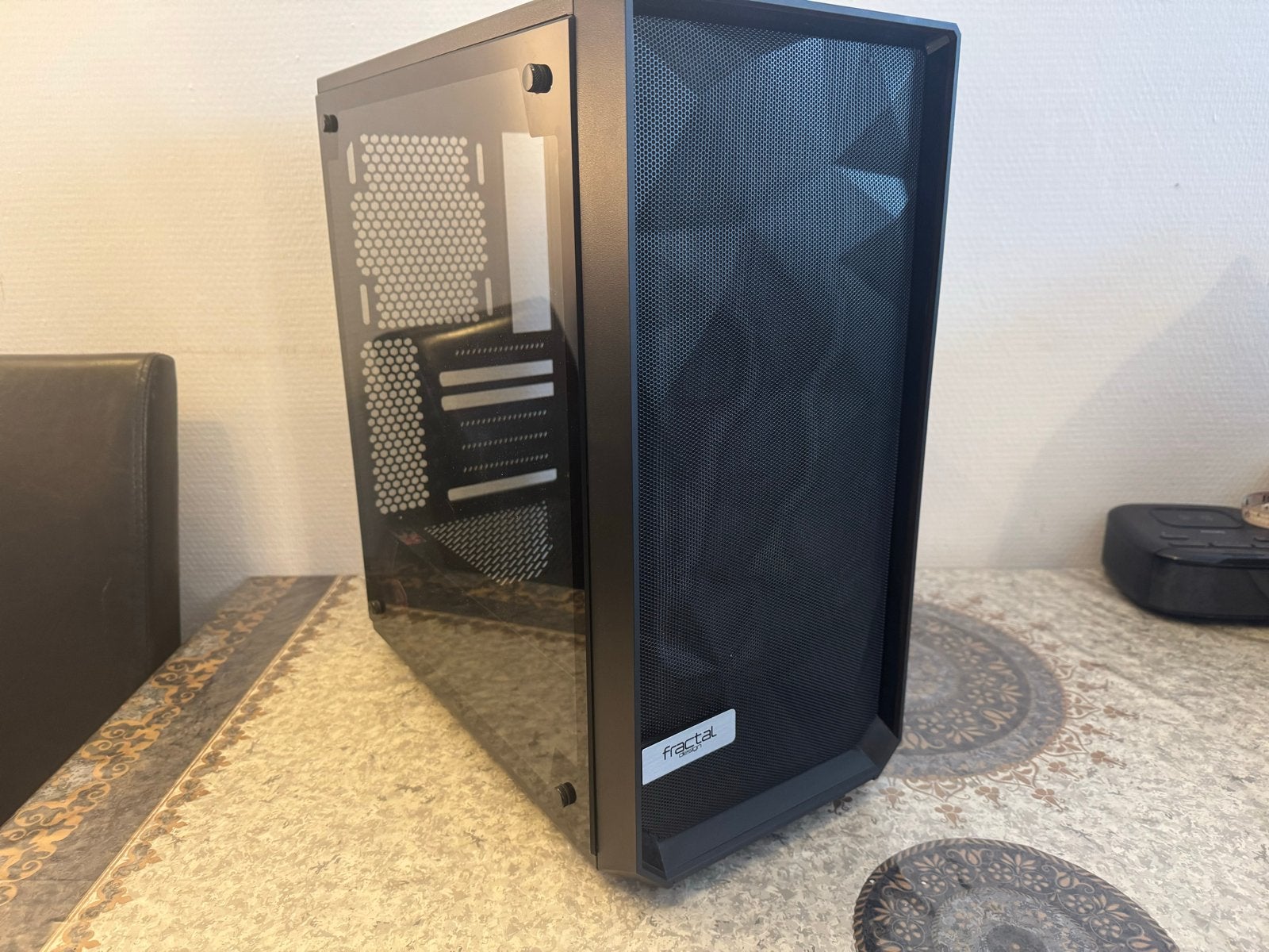 Fractal Design Meshify C Tempered Glass ATX Behuizing Zwart, Computers en Software, Ophalen of Verzenden, Zo goed als nieuw