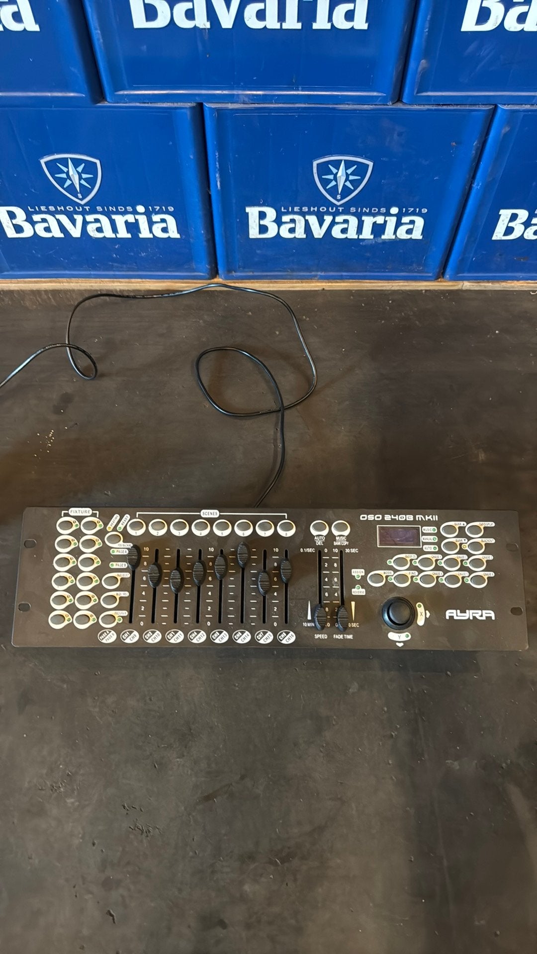 Ayra licht tafel, Ophalen, Zo goed als nieuw