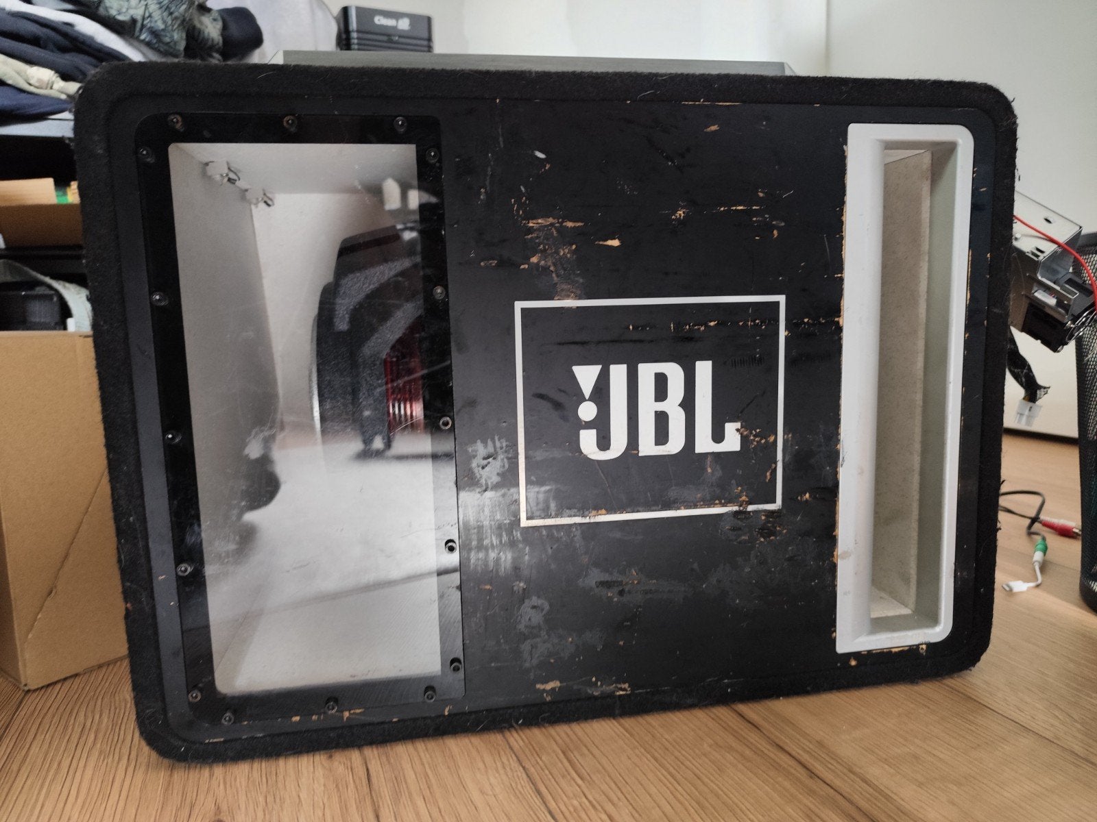 JBL GTO1204BP ruilen voor draadloze bluetooth speaker, Ophalen, 120 watt of meer, Subwoofer, JBL