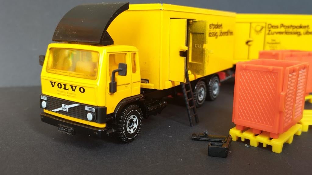 Volvo F12 Turbo 6 Deutsche Post 1:55 Siku Pol, Hobby en Vrije tijd, Modelauto's | 1:50, Schlittenbacherstrasse 60 Lüdenscheid Germany