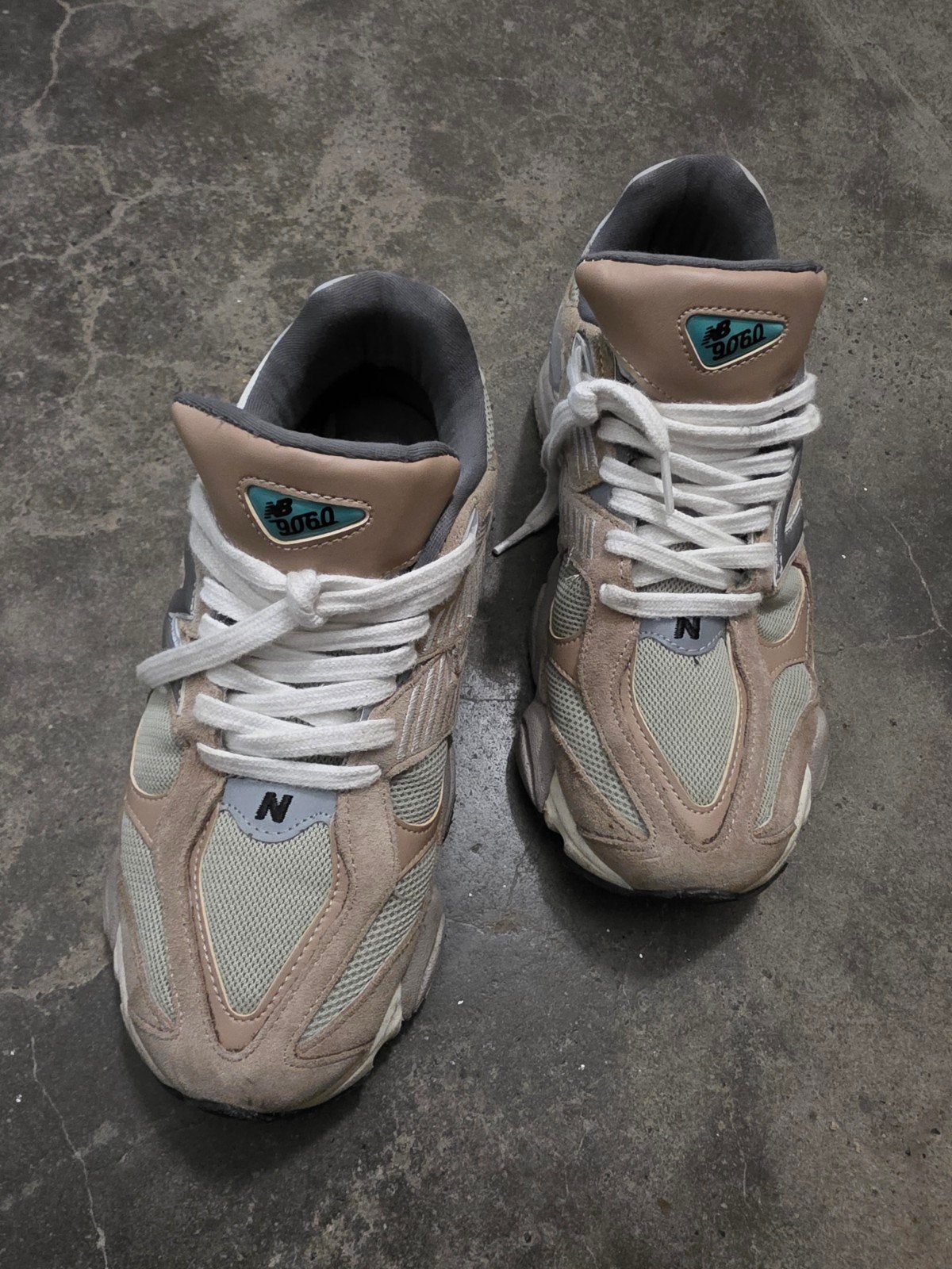 New Balance 9060 maat 41, Ophalen, New Balance, Overige kleuren, Gedragen