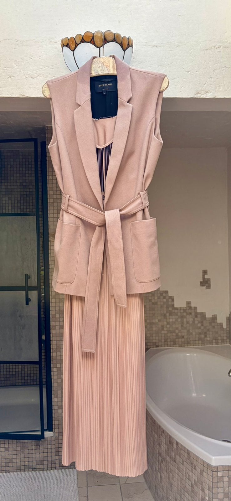Leuke set, Kleding | Dames, Maat 38/40 (M), Ophalen of Verzenden, Zo goed als nieuw, Roze