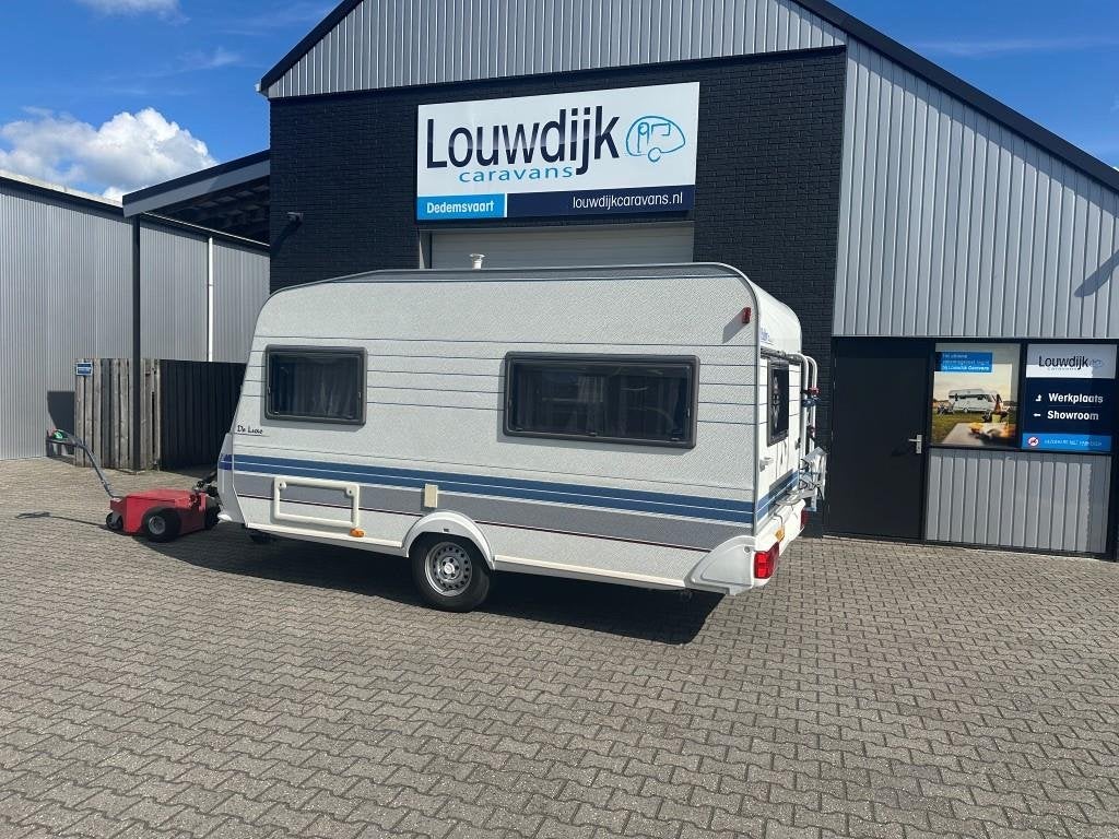 HOBBY De Luxe 400 SF '98 (Vastbed, Treinzit), Vast bed, Hobby, Bedrijf, 750 - 1000 kg