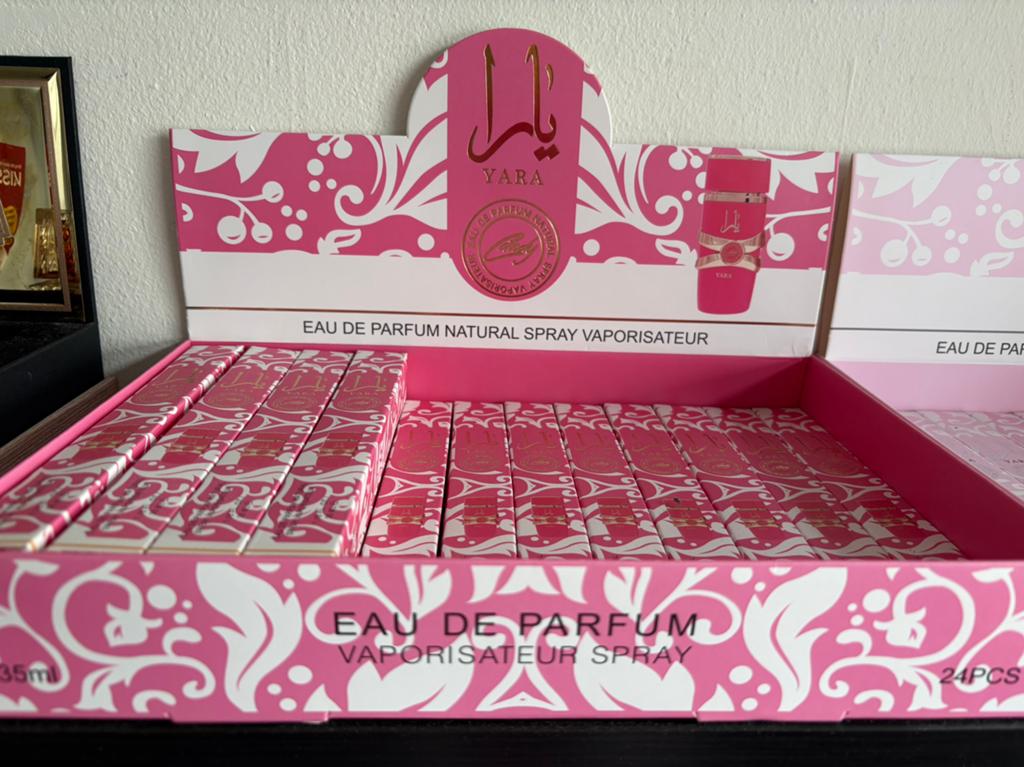 Partij spullen oa veel yara parfum, make-up, sieraden etc, Ophalen of Verzenden, Nieuw
