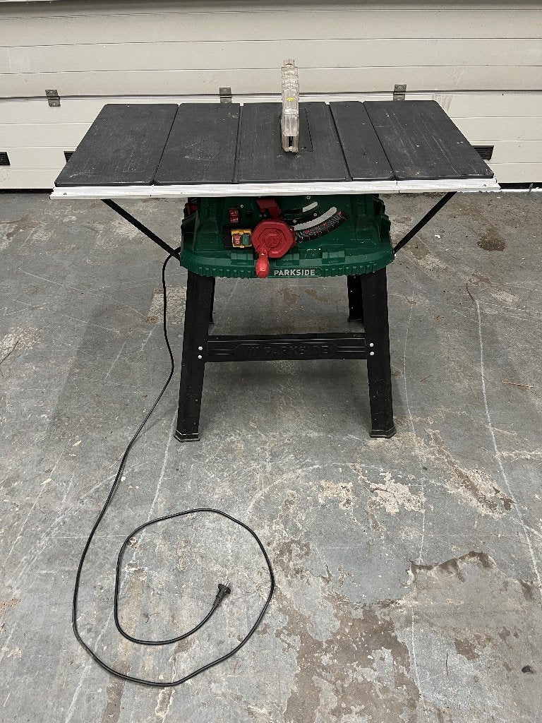 Zaagtafel - Parkside PTKS 2000 F4, Doe-het-zelf en Verbouw, Gereedschap | Zaagmachines, Ophalen, Gebruikt, Cirkelzaag, 70 mm of meer
