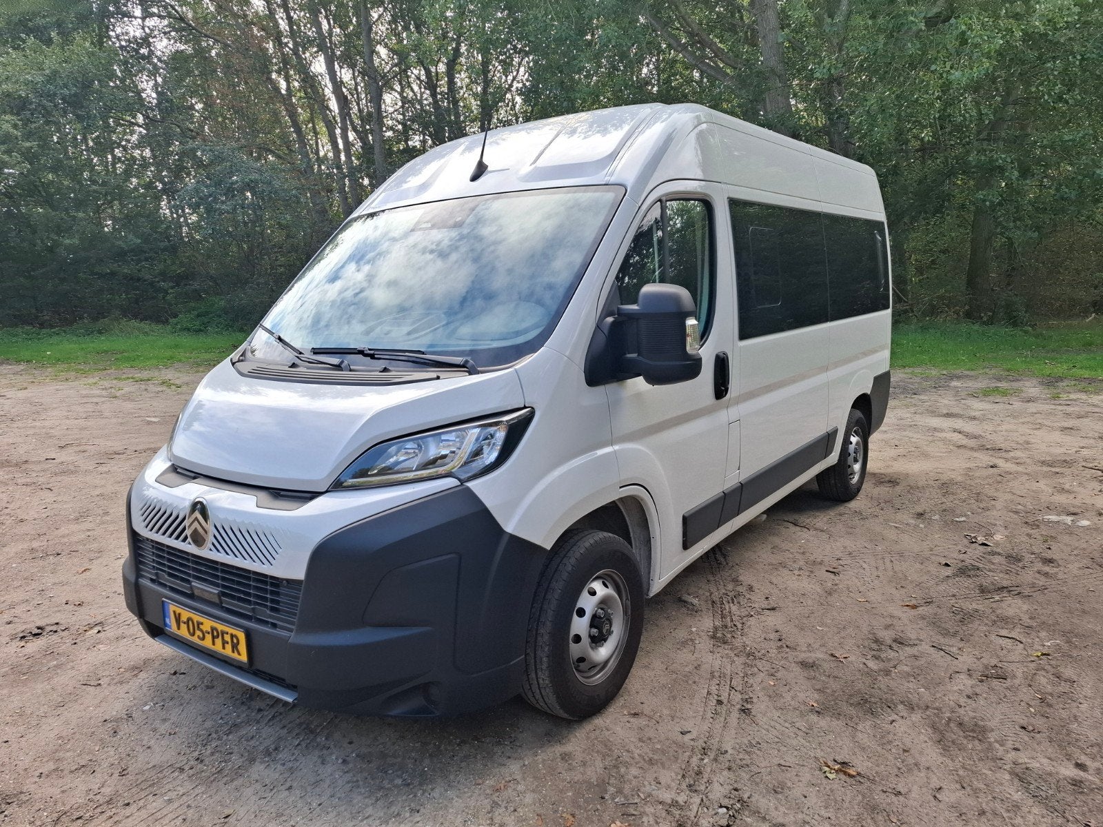 Citroen Jumper L2H2 Rolstoelbus annex buscamper, Auto's, Voorwielaandrijving, Dealer onderhouden, Stof, 4 cilinders