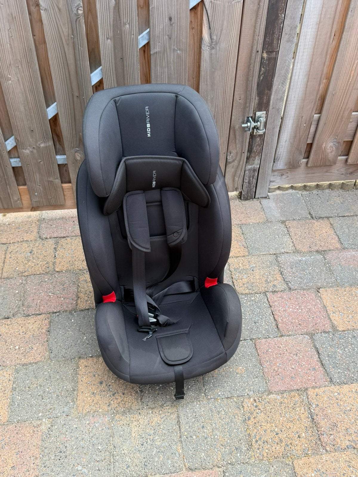 Auto stoel kids river, Autogordel, 15 t/m 36 kg, Zo goed als nieuw, Ophalen