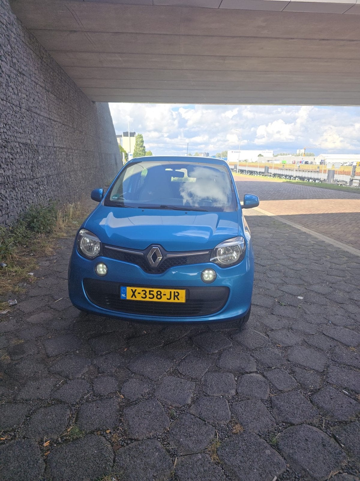 Renault Twingo TCE 90 2015 Blauw, 898 cc, 31 €/maand, 918 kg, 23 km/l
