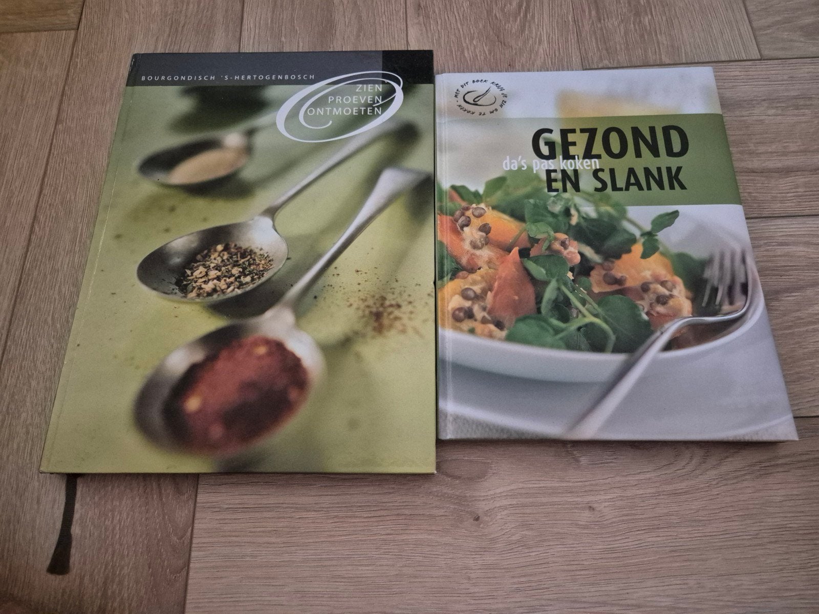 Kookboeken: Gezond & Slank en Bourgondisch 's-Hertogenbosch, Boeken, Ophalen of Verzenden, Zo goed als nieuw, Hoofdgerechten, Gezond koken