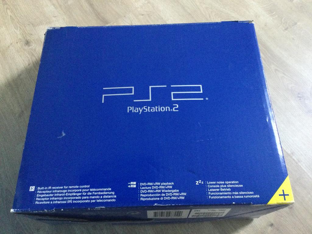 PlayStation 2 buzz en spelletjes, Spelcomputers en Games, Ophalen, Muziek, Gebruikt, 3 spelers of meer