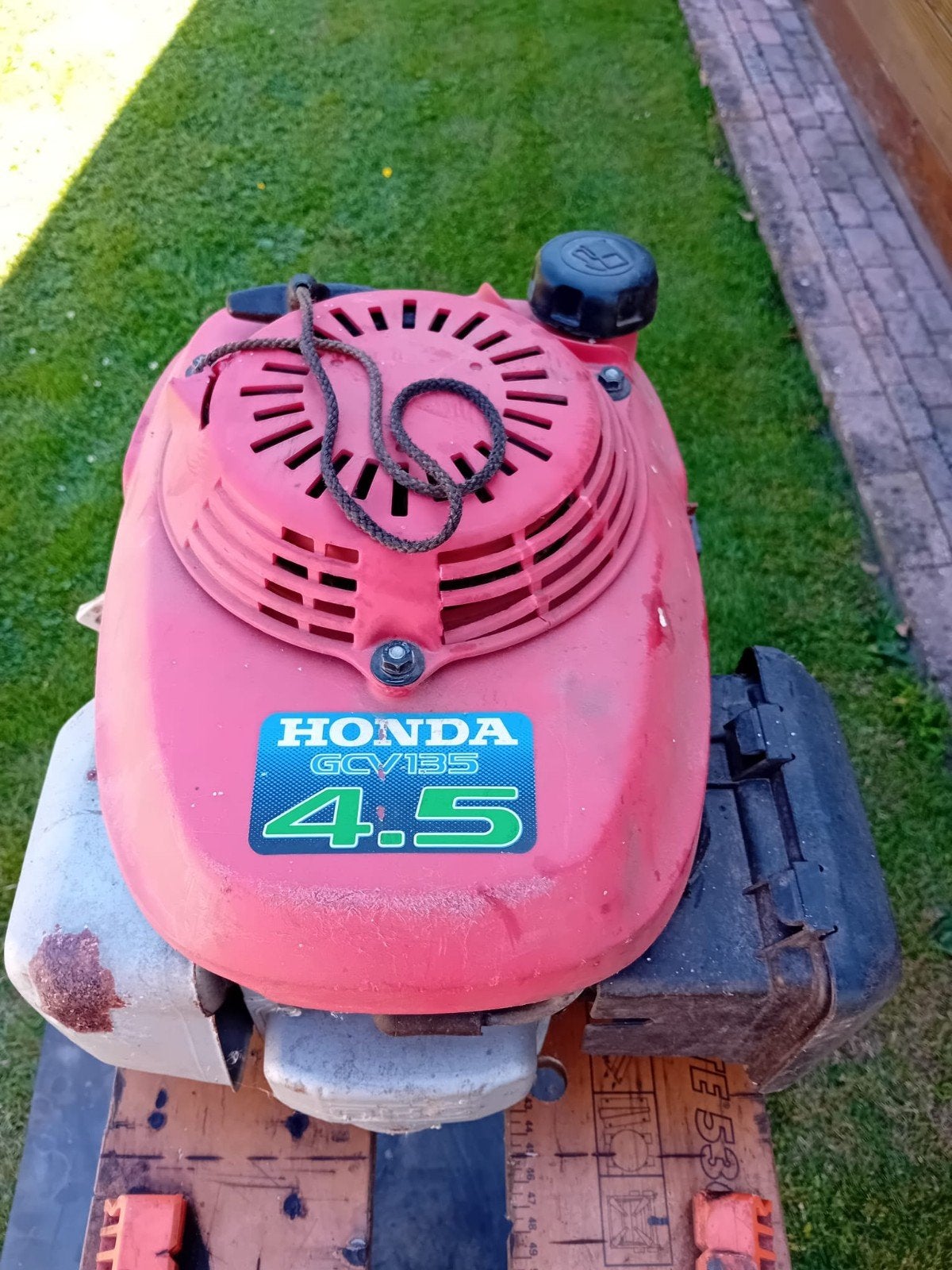 Honda GCV135 Benzinemotor - Gebruikt, Ophalen, Gebruikt, Benzinemotor, 1800 rpm of meer