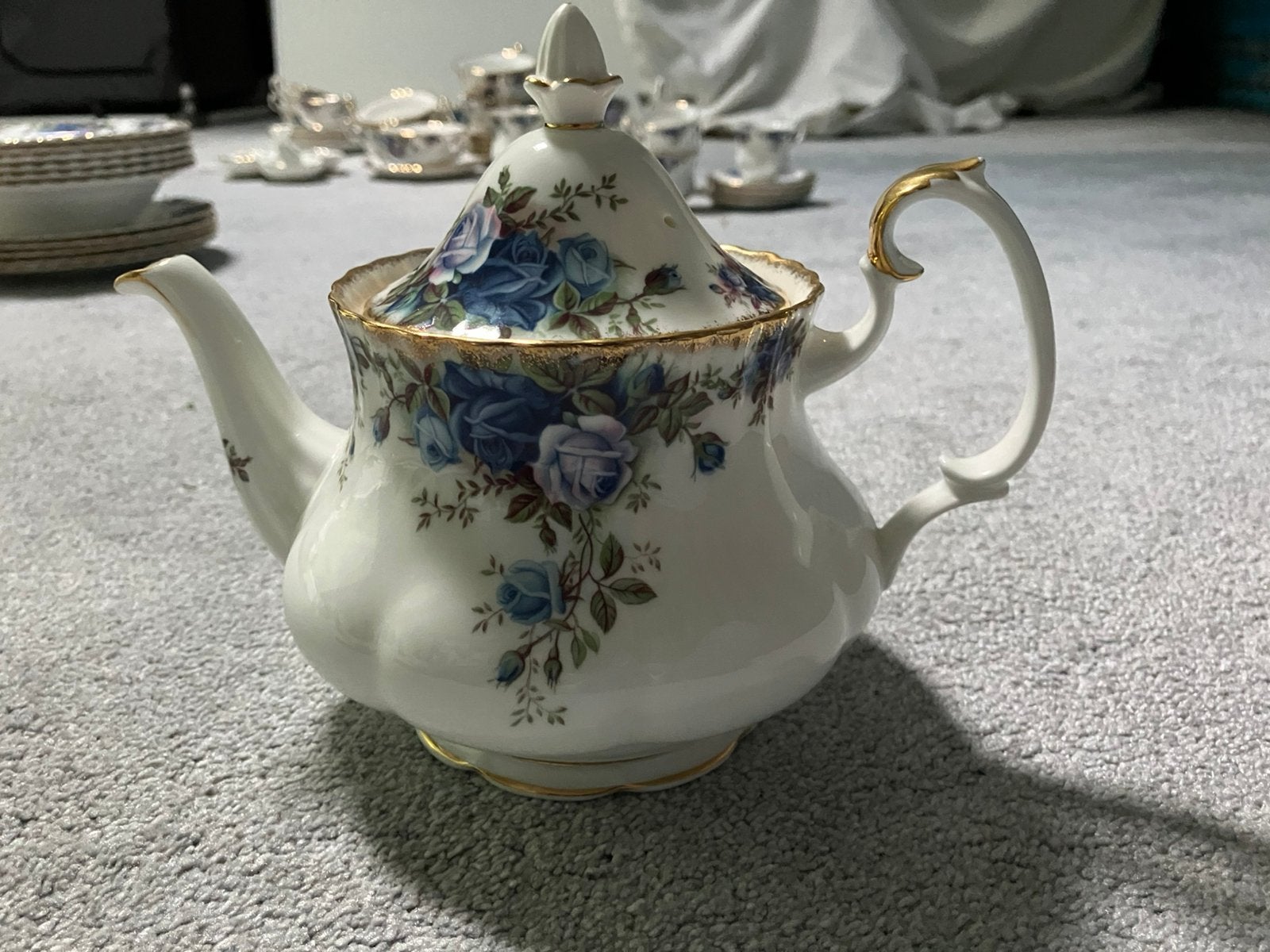Royal Abert Moonlight Rose theepot, Ophalen