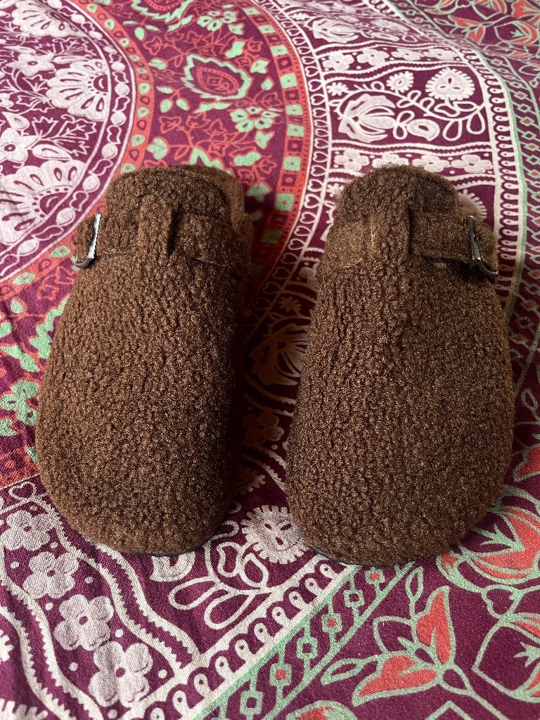 Nieuwe fluffie klompen 39 met verstelbaar riempje nu 29,99€, Noidea, Bruin, Instappers, Nieuw