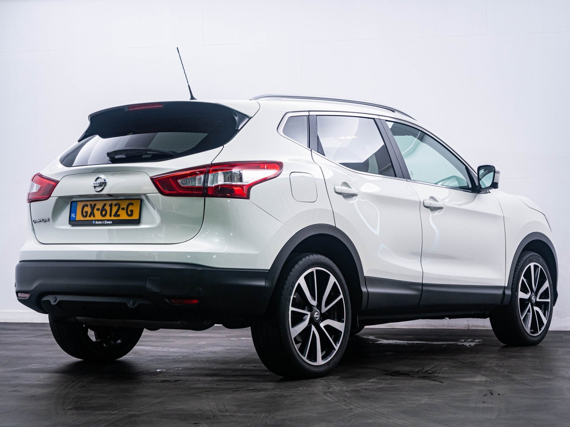Nissan Qashqai 1.2 Tekna 116 Pk Pano/Camera/Leer/Navi, Auto's, Voorwielaandrijving, Gebruikt, 4 cilinders, 116 pk
