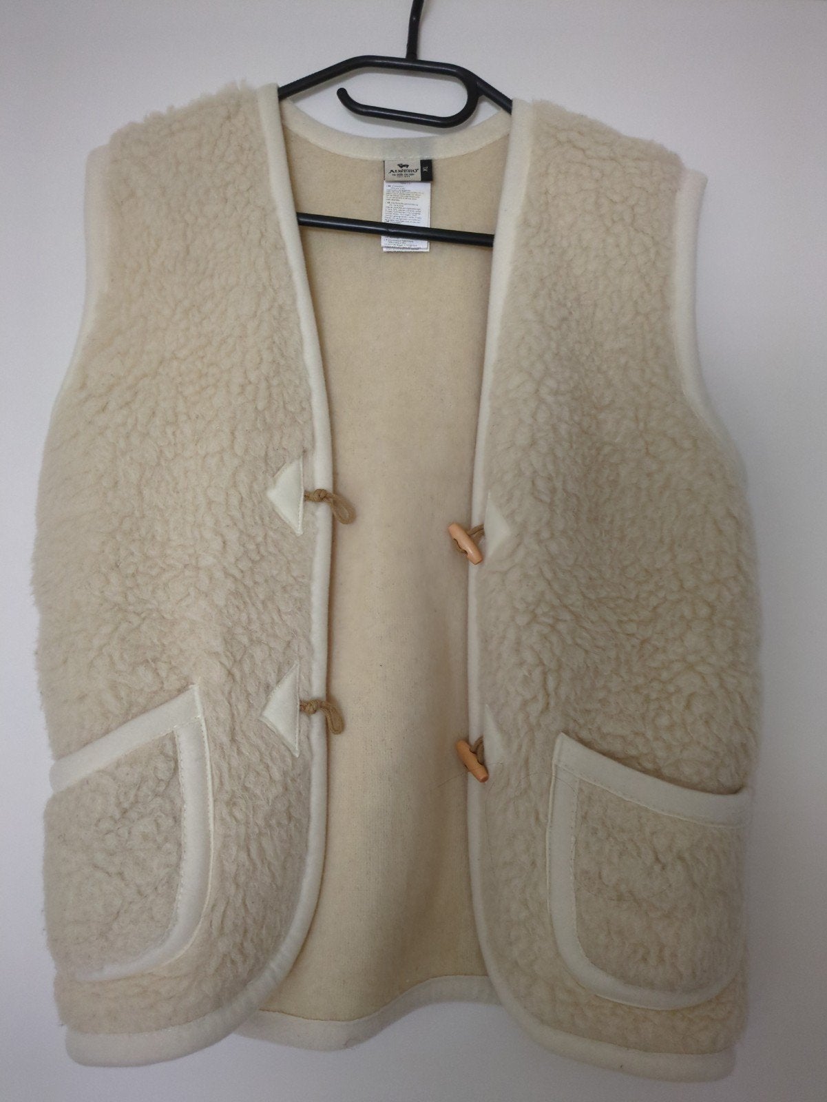 Alwero wollen gilet kindermaat xl, Kleding | Dames, Ophalen, Gedragen, Maat 46/48 (XL) of groter