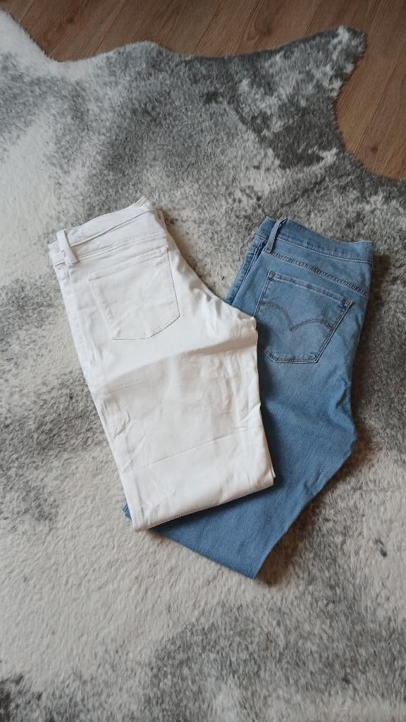 Levi's 300 Jeans - Bleu, Blauw, Ophalen of Verzenden, Zo goed als nieuw, W30 - W32 (confectie 38/40)
