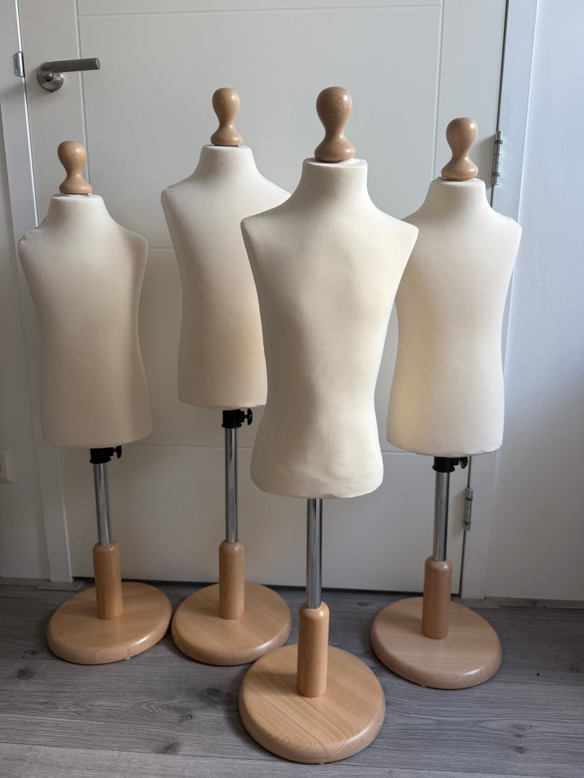 Set 4 etalagepoppen, Ophalen, Zo goed als nieuw, Paspop