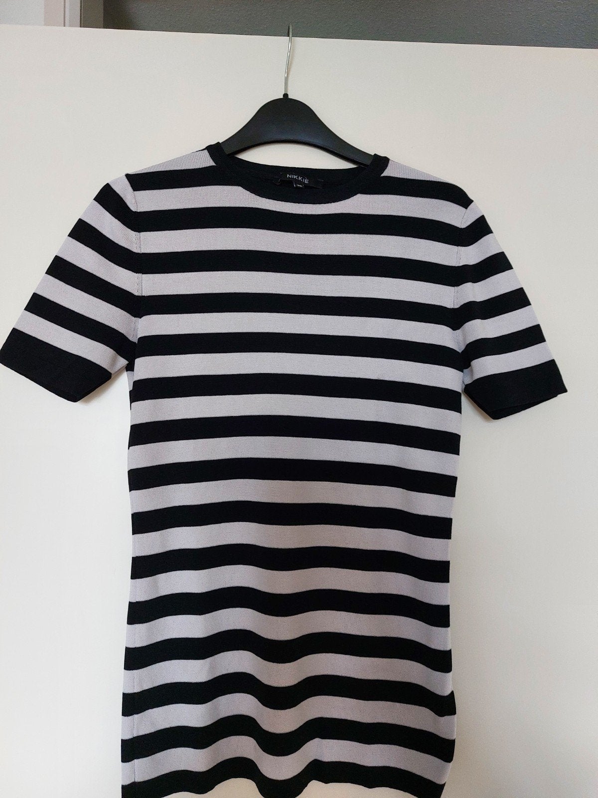 Shirt van Nikkie, Kleding | Dames, T-shirts, Maat 38/40 (M), Meerkleurig, Ophalen of Verzenden, Gedragen