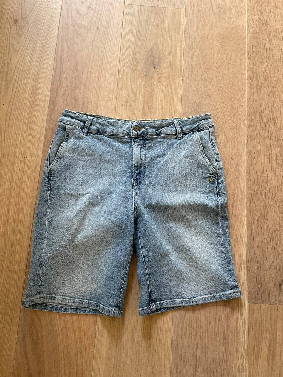 Studio Anneloes denim short dames summer mt M, Kleding | Dames, Broeken en Pantalons, Maat 38/40 (M), Kort, Blauw, Ophalen of Verzenden