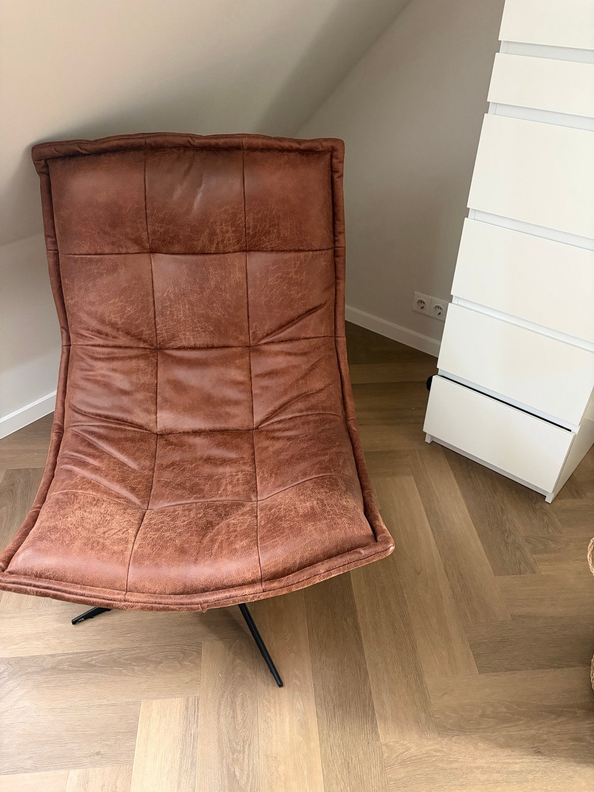 Comfortabele bruine leren draaifauteuil, Ophalen, Bruin, Leer, Zo goed als nieuw