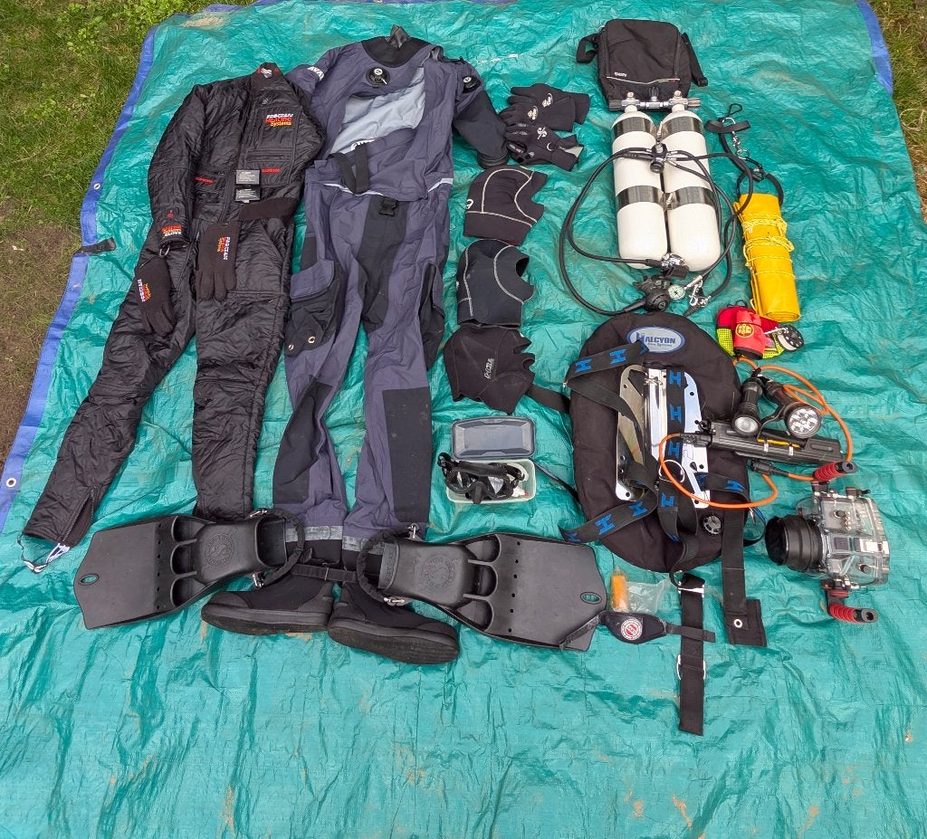 Complete Duikset droogpak techduiken, Watersport en Boten, Ophalen of Verzenden, Gebruikt, Overige typen