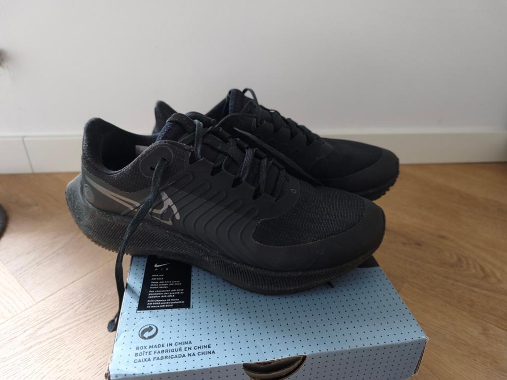 Nike air zoom pegasus 38 shield maat 39 - Zo goed als nieuw, Zwart, Nike, Ophalen of Verzenden, Sneakers of Gympen